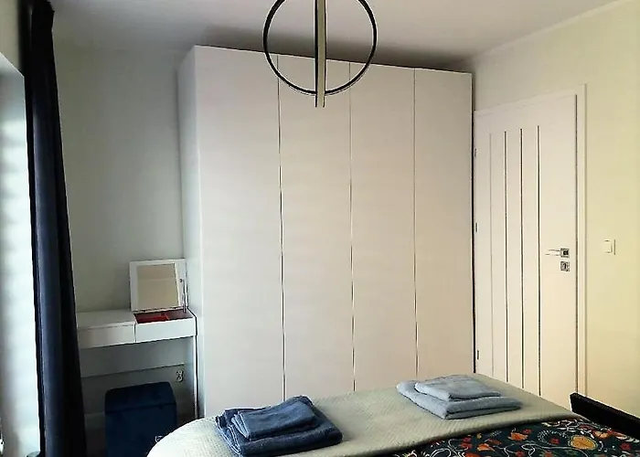 Lukrecja Apartment *